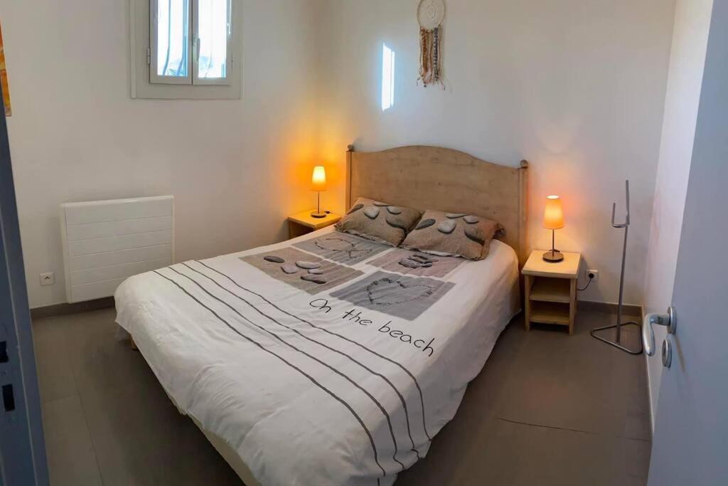Charmant Appartement A Port Grimaud Esterno foto